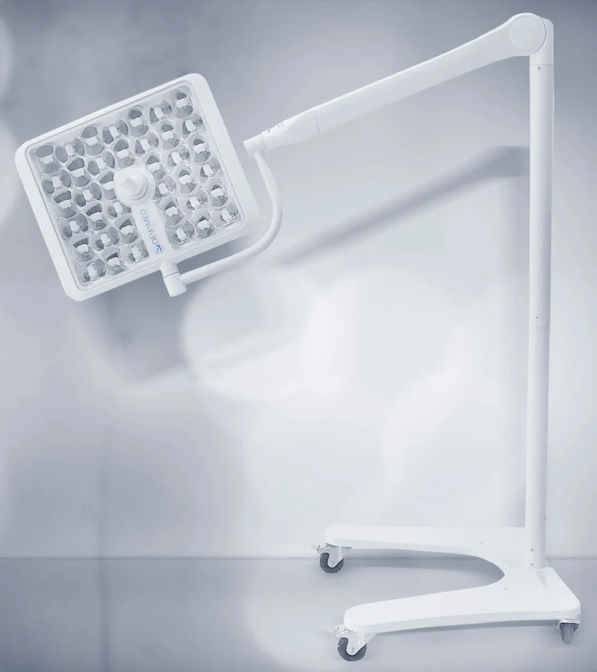 DewiLux 130 — mobilna lampa chirurgiczna na statywie jezdnym